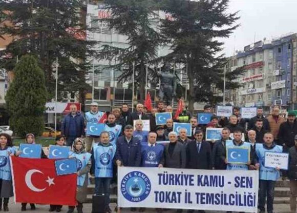 Tokat Doğu Türkistan’lı kardeşlerini unutmadı
