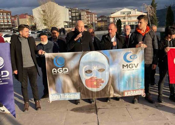 Karabük’te Çin’in Doğu Türkistan politikaları protesto edildi