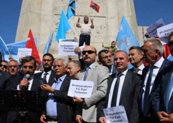 Önder Kahveci,”Doğu Türkistan’ın Çığlığını Tüm Dünya Duymalıdır”