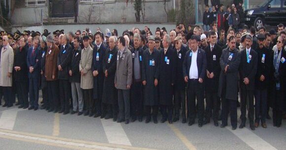 Mehmet Rıza Bekin Paşayı Ankara da Toprağa Verildi.