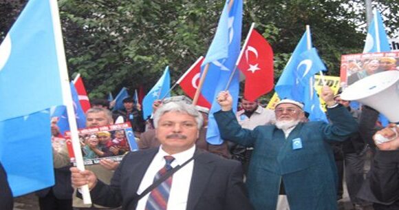 Çin Başbakanı Ven Ciabao Protesto Edildi…