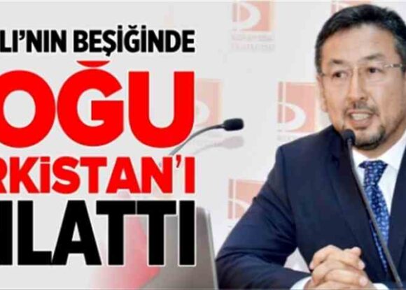 OSMANLI’NIN BEŞİĞİ’NDE DOĞU TÜRKİSTAN’I ANLATTI