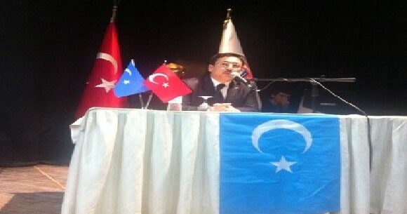 Çomü’de Doğu Türkistanı Unutmak Tükenmektir Konulu Konferans Yapıldı