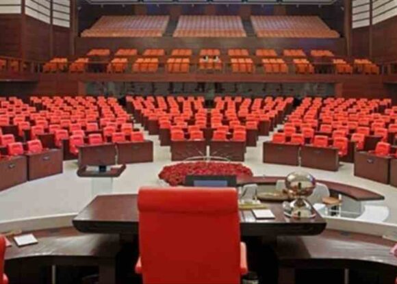 Uygur Türklerinin durumu Meclis gündemine taşındı