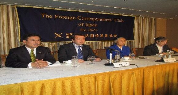 DUK BAŞKANI RABİYA KADİR VE SEYİT TÜMTÜRK JAPONYADA