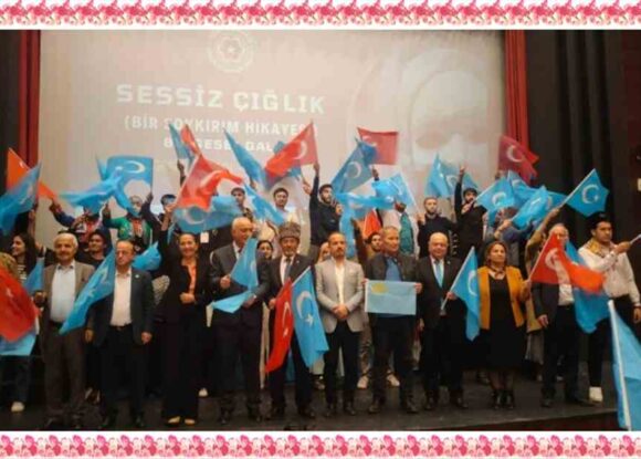 Bursa’da Doğu Türkistan unutulmadı!