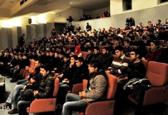 Turanda Bir Öksüz Vatan Doğu Türkistan konulu panel düzenlendi.