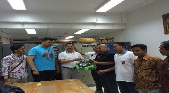TAYLANTTA KAMPTA BULUNAN KARDEŞLERIMIZE KURBAN KESEREK IKRAMDA BULUNDUK