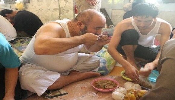 Tayland Esir Kampındaki Kardeşlerimizden görüntüler