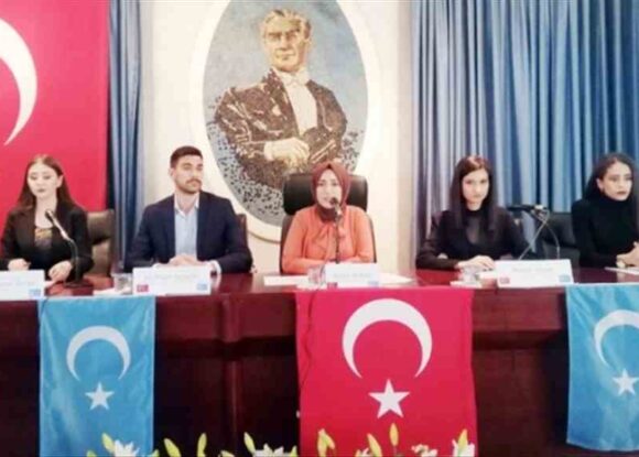 GAÜN öğrencilerinden Doğu Türkistan: Dil, Kültür, Sanat ve Edebiyat paneli