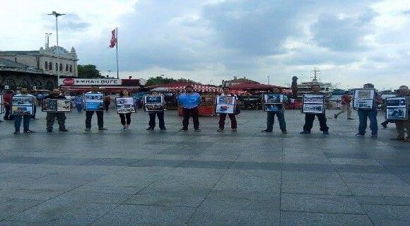 THP, KADIKÖY’DE DOĞU TÜRKİSTAN İÇİN EYLEM YAPTI