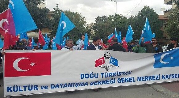 BİZ ÇİN’İ PROTESTO ETTİK YA SİZ?