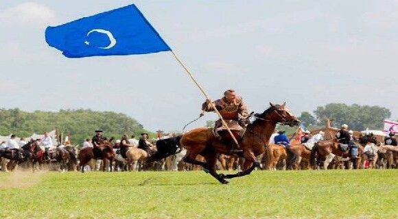 GÖKBAYRAK TURAN KURULTAYIN’DA
