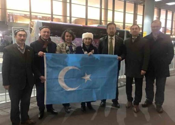 Doğu Türkistan Japonya gündeminde…