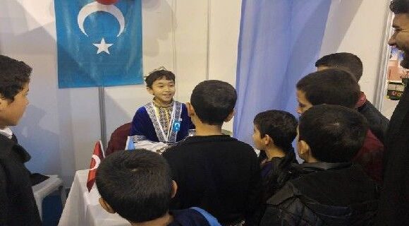 3. Bilim ve Kültür Şenliğinde Gökbayrak