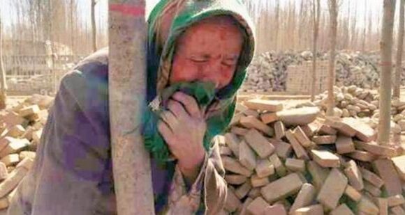 DOĞU TÜRKİSTAN’IN YARKENT İLÇESİNDE DEPREM
