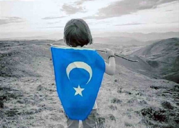 Dünya Çocuk Hakları Günü’nde dünya bu zulmü hatırlasın | Doğu Türkistan’da çocuklar yaşarken öldürülüyor