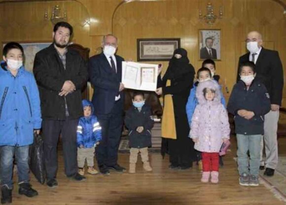 Yedi çocuk annesi Doğu Türkistan’lı Rukeye Ensari’nin Hafızlık Başarısı