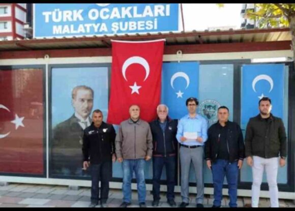 HEM SOYDAŞIMIZ HEM DİNDAŞIMIZ OLAN DOĞU TÜRKİSTAN HALKIDIR.