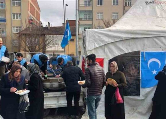 GÖKBAYRAK KARDEŞLERİNİN YARDIMINA KOŞTU