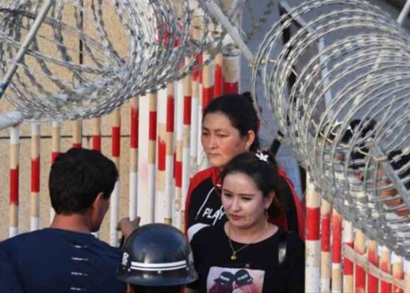 Nazi benzeri toplama ve çalışma kamplarında 7,7 milyon Doğu Türkistan’lı eğitimden geçirilmiş..