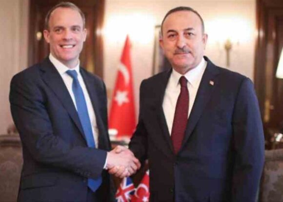 İngiltereden Uygur Türkleri açıklaması: Çine yaptırımlar geçiştirilmemeli