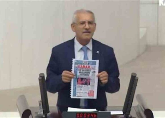 Mecliste Doğu Türkistan tartışması… KARAR’ın manşetiyle iktidarı eleştirdi