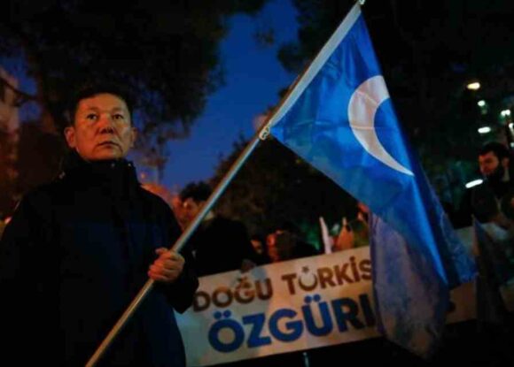 Doğu Türkistan’la Tek Milletiz