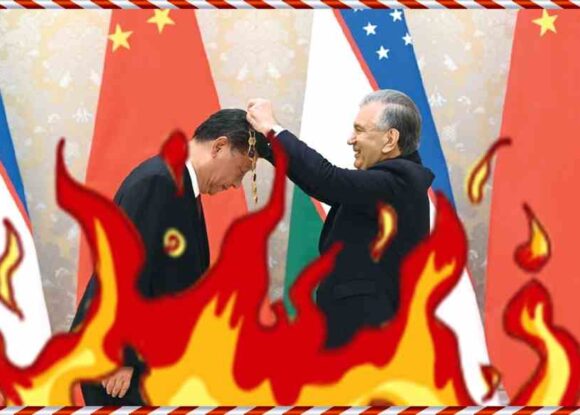 Uygurların sesi olacaklarına zalime nişan taktılar! Utanç madalyası