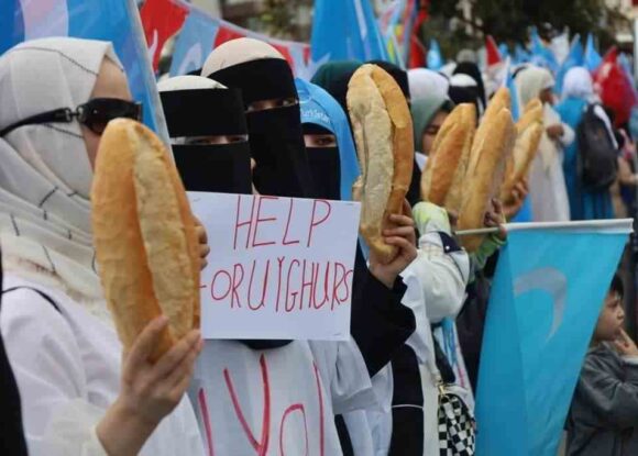 İSTANBUL’DAN DÜNYAYA SESLENDİK BİZE SAHİP ÇIKIN