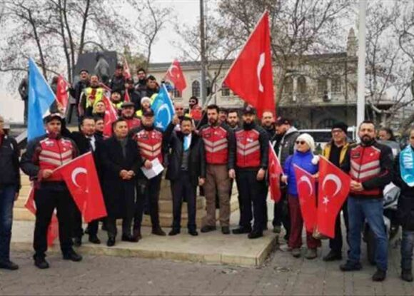 Kadıköy’de motosikletli Doğu Türkistan eylemi