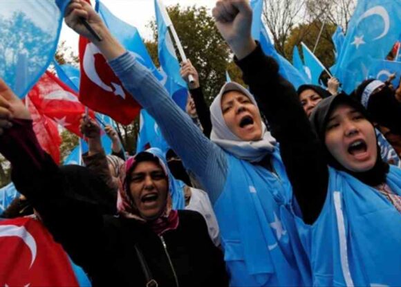 Amerikancı değiliz, hepimiz Doğu Türkistanlıyız!