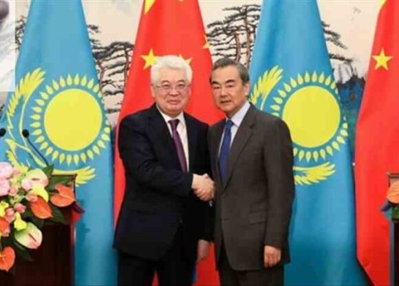 Çin’den Kazakistan’a ‘Uygur Türkleri ile mücadele’ teşekkürü