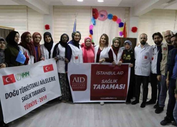 Doğu Türkistanlılara sağlık taraması