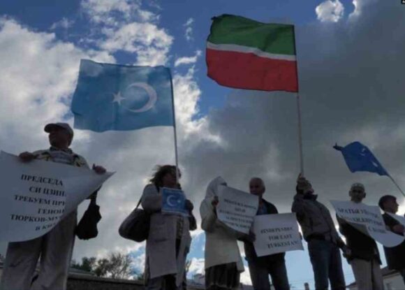 KAZAN’DA DOĞU TÜRKİSTAN EYLEMİ
