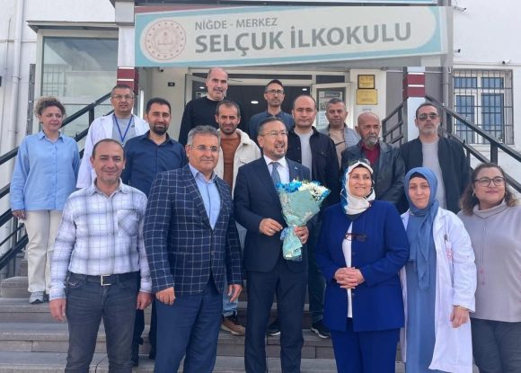 DOĞU TÜRKİSTAN MİLLİ MECLİS BAŞKANINDAN SELÇUKLU İLKOKULUNA TEŞEKKÜRLER